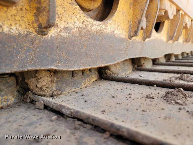 image for item LM9690 2014 John Deere 700K LGP  dozer