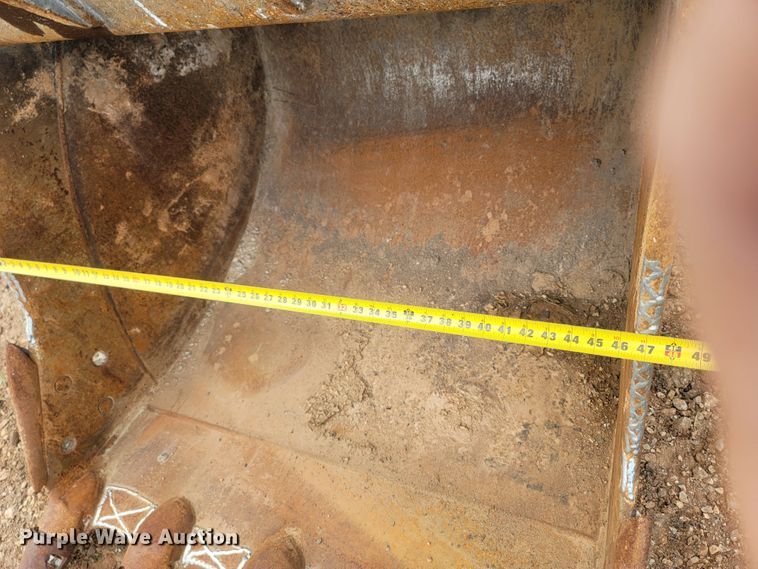 image for item LM9692 2013 Komatsu PC240LC-10  excavator