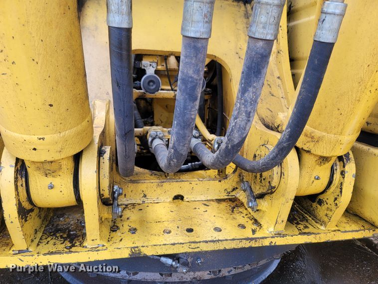 image for item LM9692 2013 Komatsu PC240LC-10  excavator