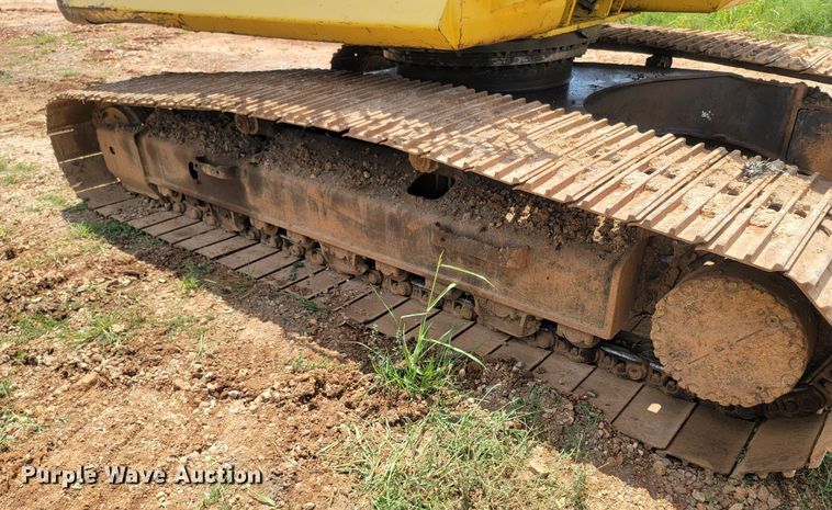 image for item LM9692 2013 Komatsu PC240LC-10  excavator