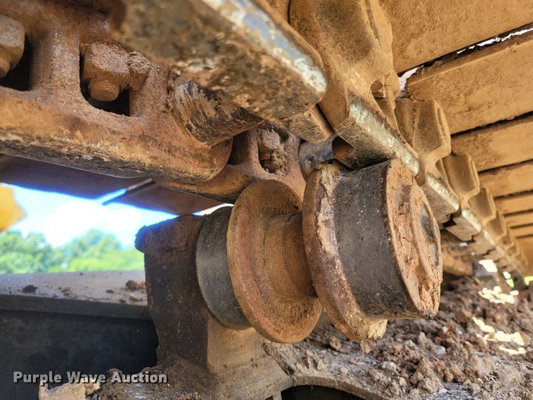 image for item LM9692 2013 Komatsu PC240LC-10  excavator