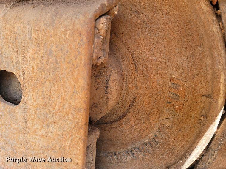 image for item LM9692 2013 Komatsu PC240LC-10  excavator