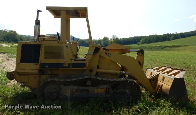 image for item LM9695 1989 Caterpillar 943  track loader