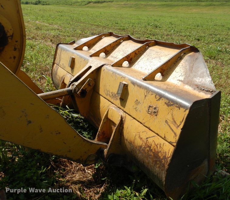 image for item LM9695 1989 Caterpillar 943  track loader