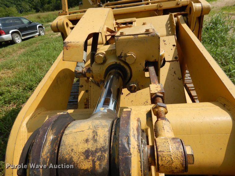 image for item LM9695 1989 Caterpillar 943  track loader
