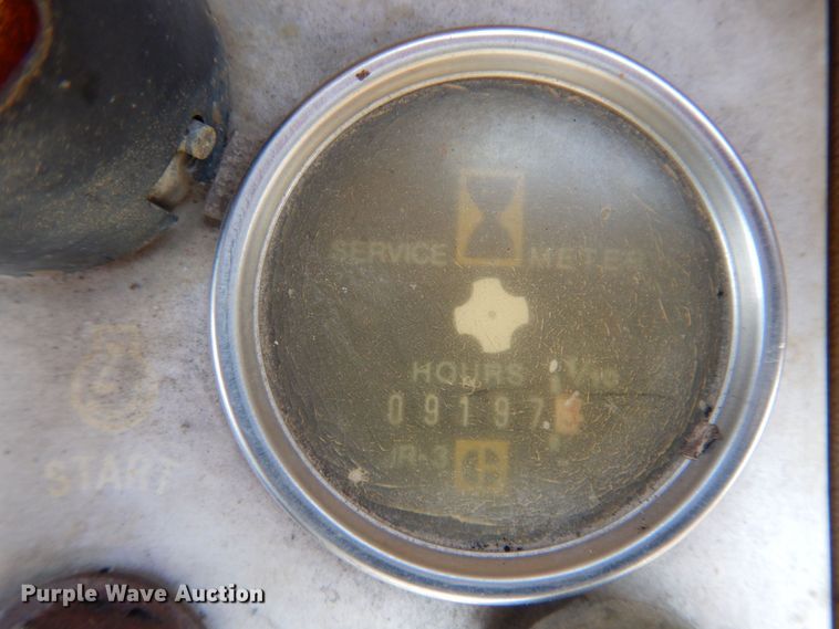 image for item LM9695 1989 Caterpillar 943  track loader