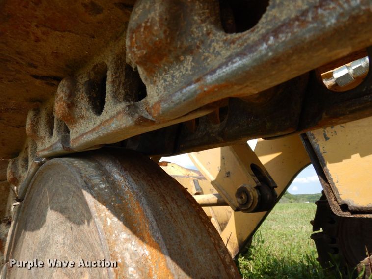 image for item LM9695 1989 Caterpillar 943  track loader