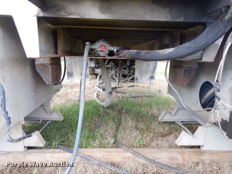 image for item LM9696 2009 HTT  utility bed