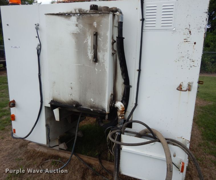 image for item LM9696 2009 HTT  utility bed