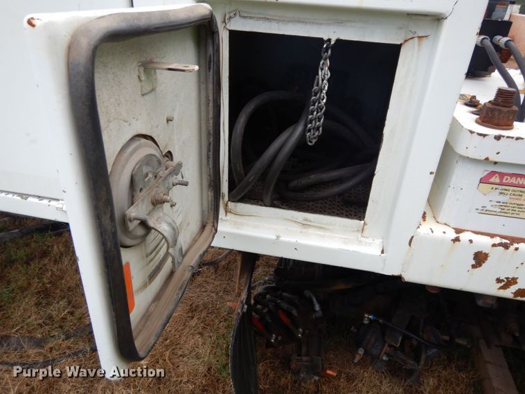 image for item LM9696 2009 HTT  utility bed