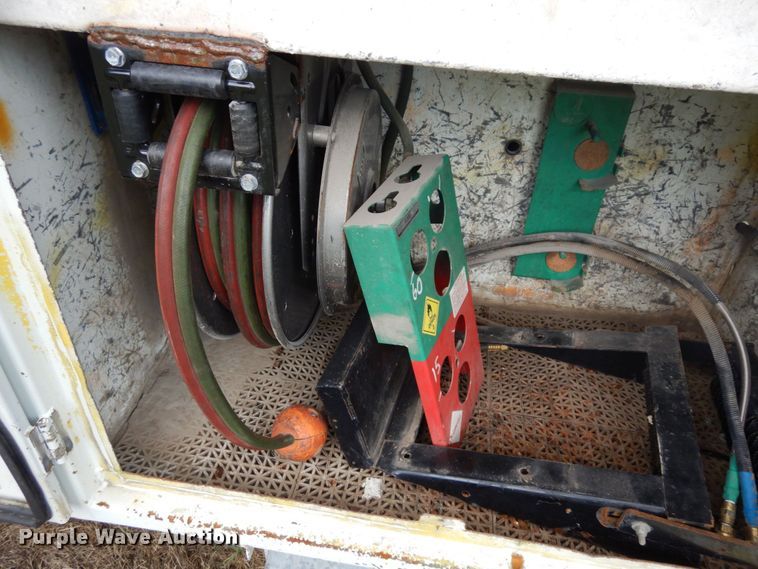 image for item LM9696 2009 HTT  utility bed