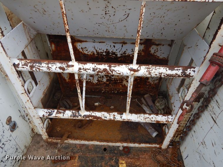 image for item LM9696 2009 HTT  utility bed