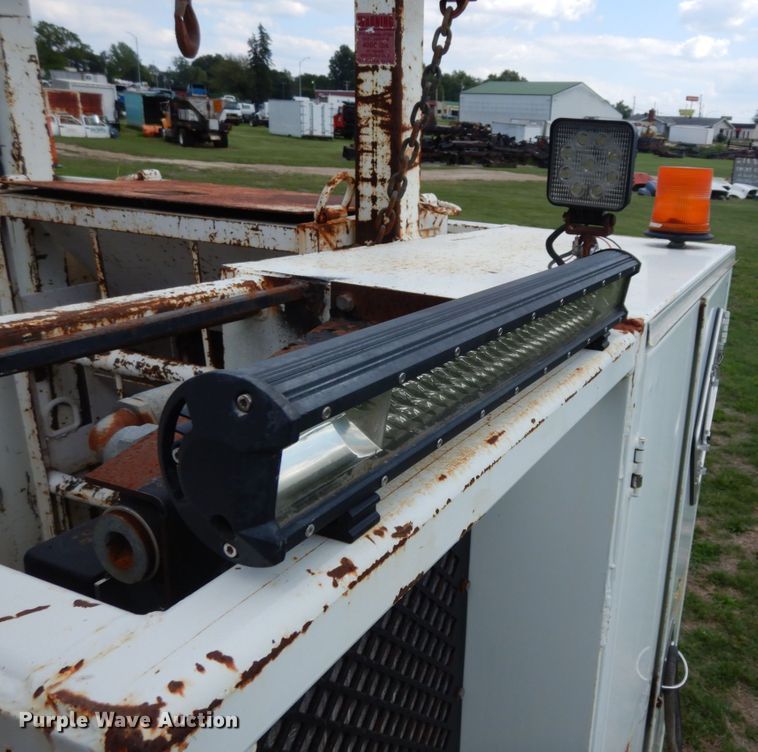 image for item LM9696 2009 HTT  utility bed