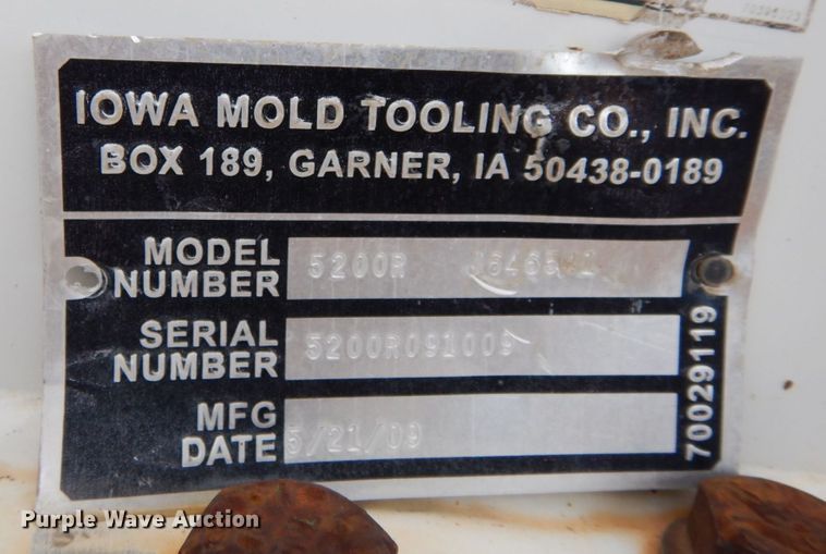 image for item LM9696 2009 HTT  utility bed