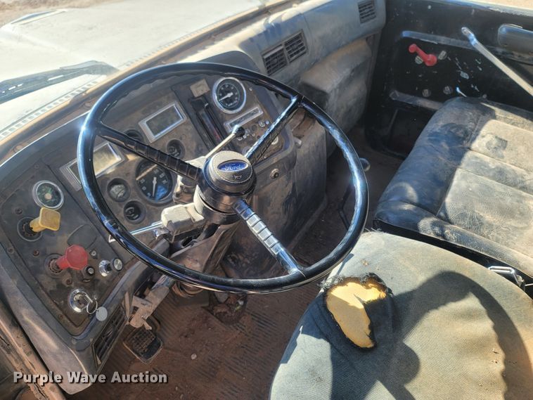 image for item LM9705 1991 Ford LN8000  dump flatbed truck