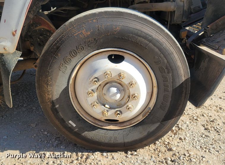 image for item LM9705 1991 Ford LN8000  dump flatbed truck