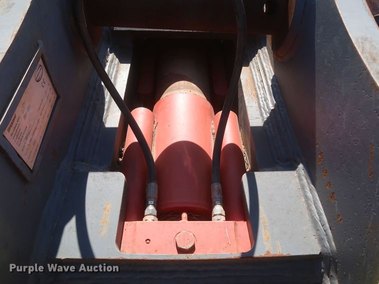 image for item LP9006 2016 Strickland SK260  quick coupler