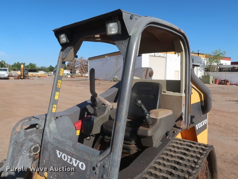 image for item LP9009 2013 Volvo MCT125C  tracked skid steer loader