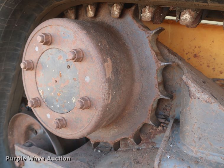 image for item LP9009 2013 Volvo MCT125C  tracked skid steer loader