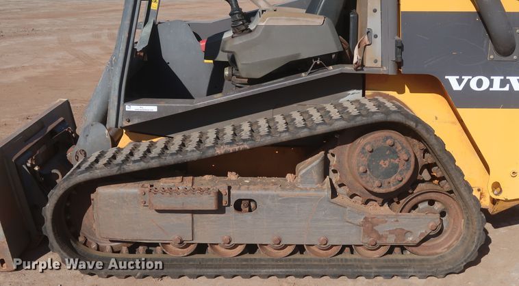 image for item LP9009 2013 Volvo MCT125C  tracked skid steer loader