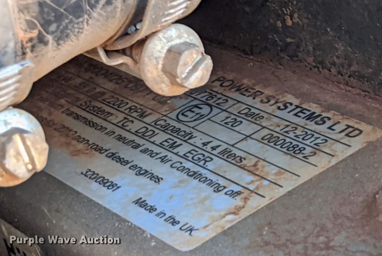 image for item LP9009 2013 Volvo MCT125C  tracked skid steer loader