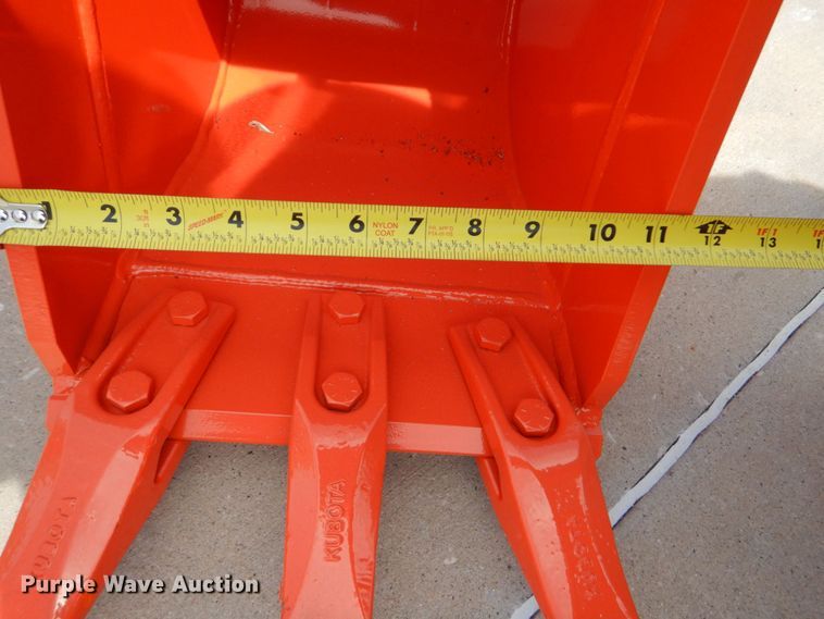 image for item LS9814 Kubota BT1952A  mini excavator bucket