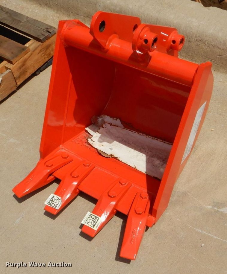 image for item LS9824 Kubota BT1952A  mini excavator bucket