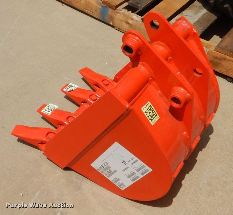 image for item LS9824 Kubota BT1952A  mini excavator bucket