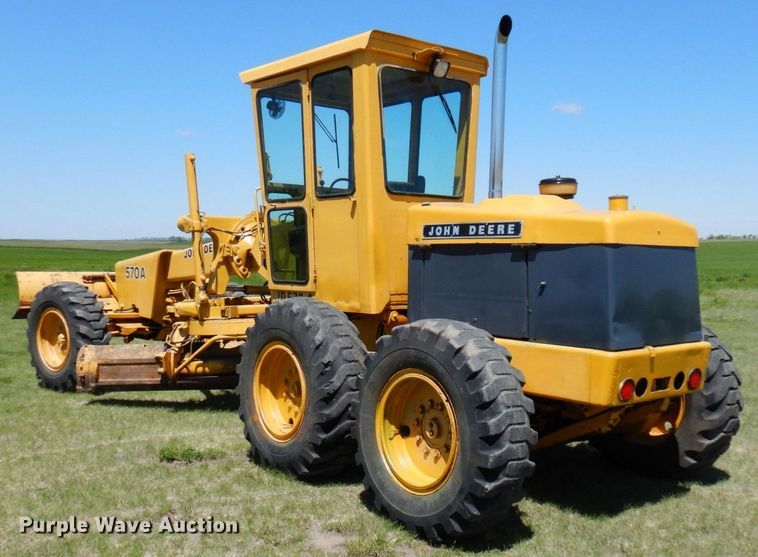 image for item MF9618 1981 John Deere 570A  rigid frame motor grader
