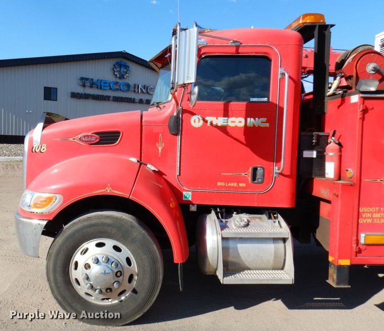 image for item MF9733 2008 Peterbilt 335  utility / service truck