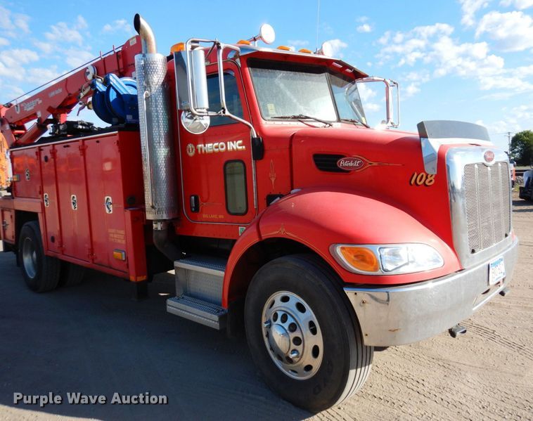 image for item MF9733 2008 Peterbilt 335  utility / service truck