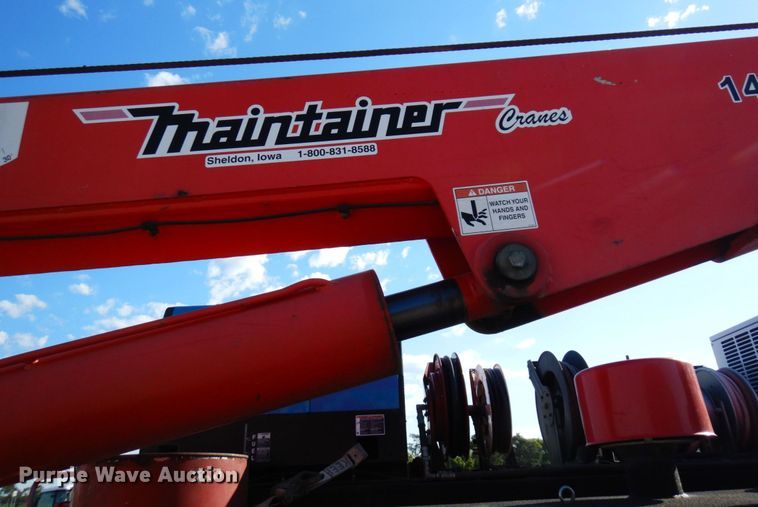 image for item MF9733 2008 Peterbilt 335  utility / service truck