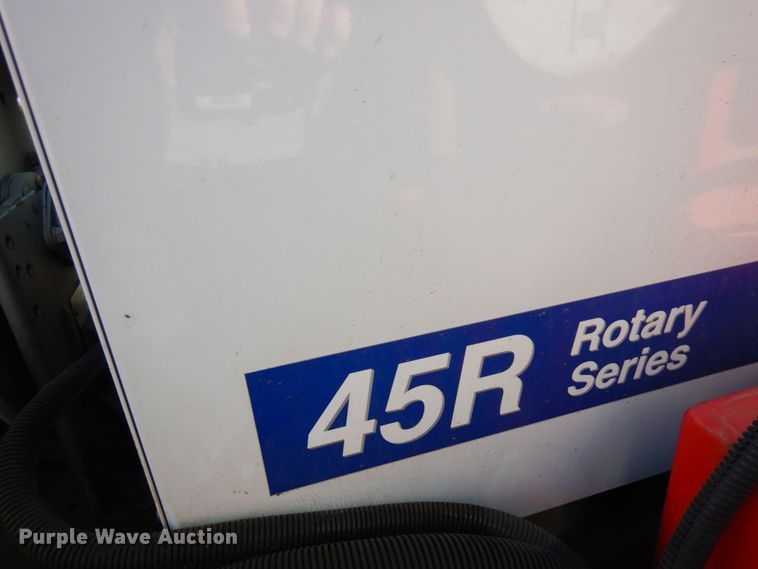 image for item MF9733 2008 Peterbilt 335  utility / service truck