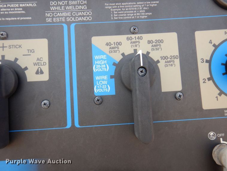 image for item MF9733 2008 Peterbilt 335  utility / service truck