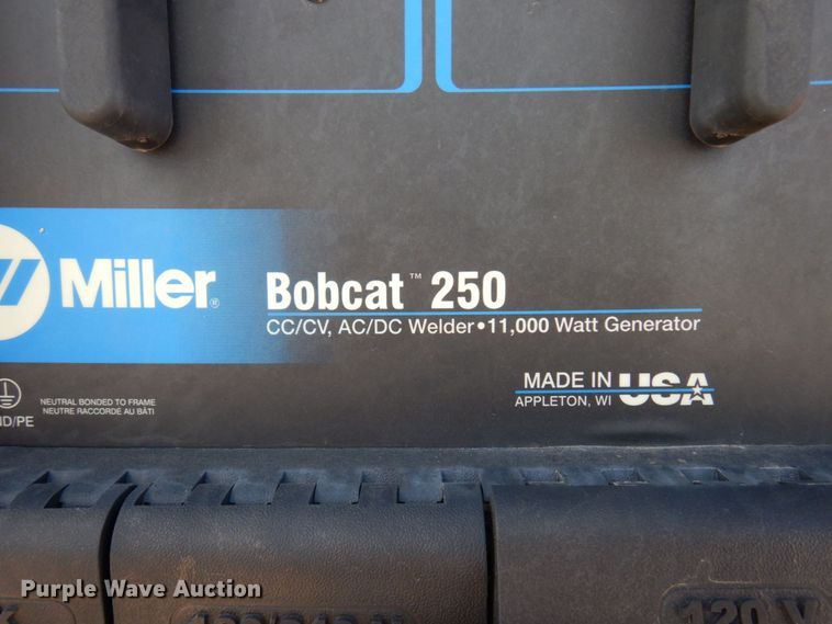 image for item MF9733 2008 Peterbilt 335  utility / service truck