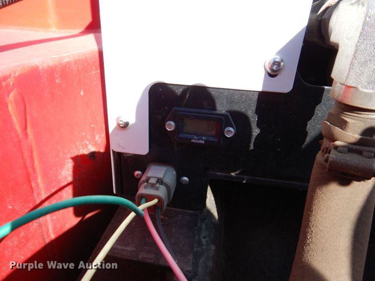 image for item MF9733 2008 Peterbilt 335  utility / service truck