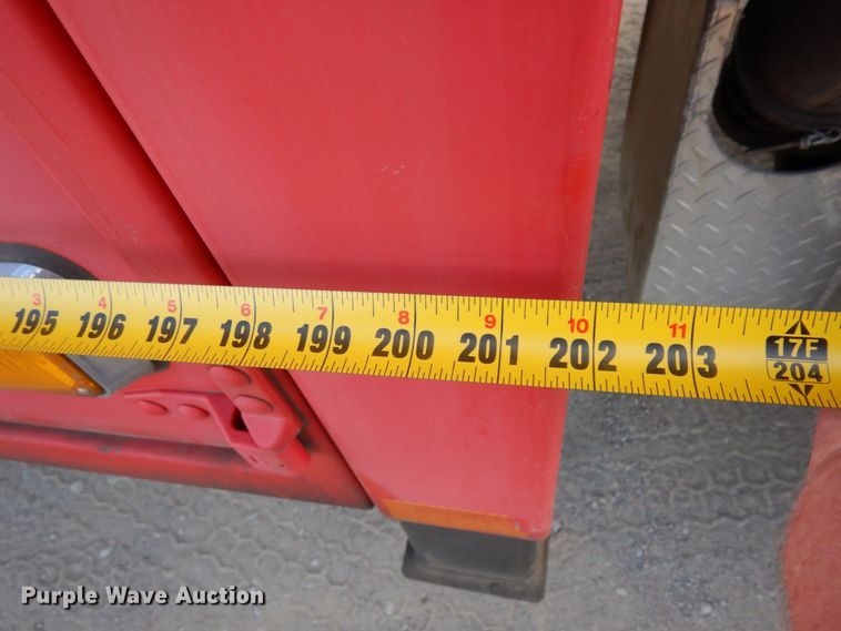 image for item MF9733 2008 Peterbilt 335  utility / service truck