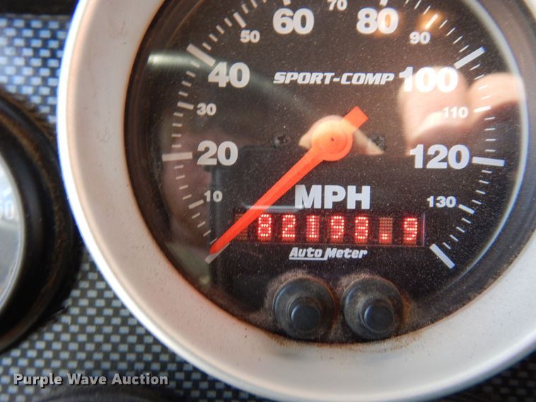 image for item MF9733 2008 Peterbilt 335  utility / service truck