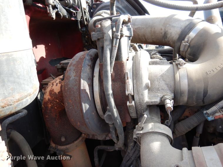 image for item MF9733 2008 Peterbilt 335  utility / service truck