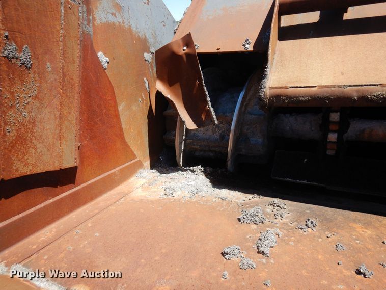 image for item MH9034 1996 Roadtec SB2500  shuttle buggy material transfer vehicle