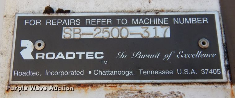 image for item MH9034 1996 Roadtec SB2500  shuttle buggy material transfer vehicle