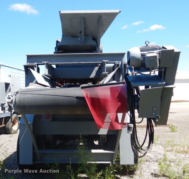 image for item MH9035 2005 Armadillo  crusher