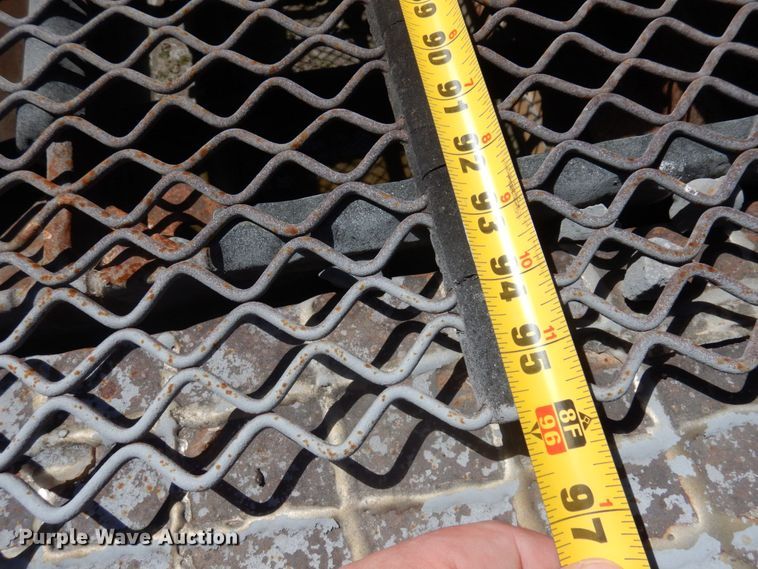 image for item MH9035 2005 Armadillo  crusher