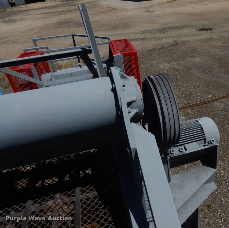 image for item MH9035 2005 Armadillo  crusher