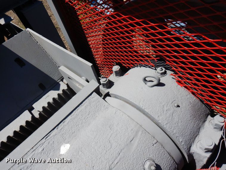 image for item MH9035 2005 Armadillo  crusher