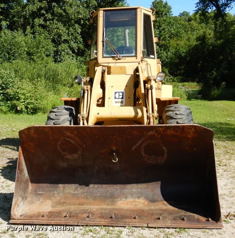 image for item MH9036 1975 Caterpillar 920  wheel loader