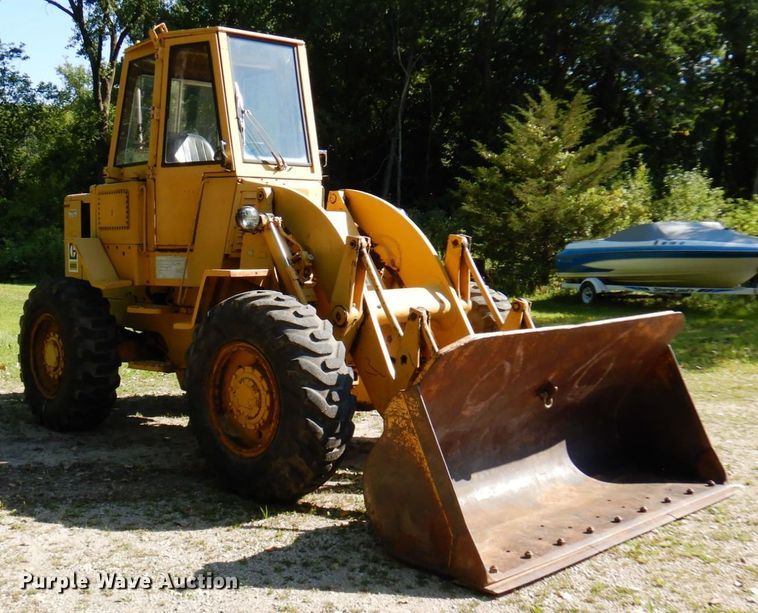 image for item MH9036 1975 Caterpillar 920  wheel loader