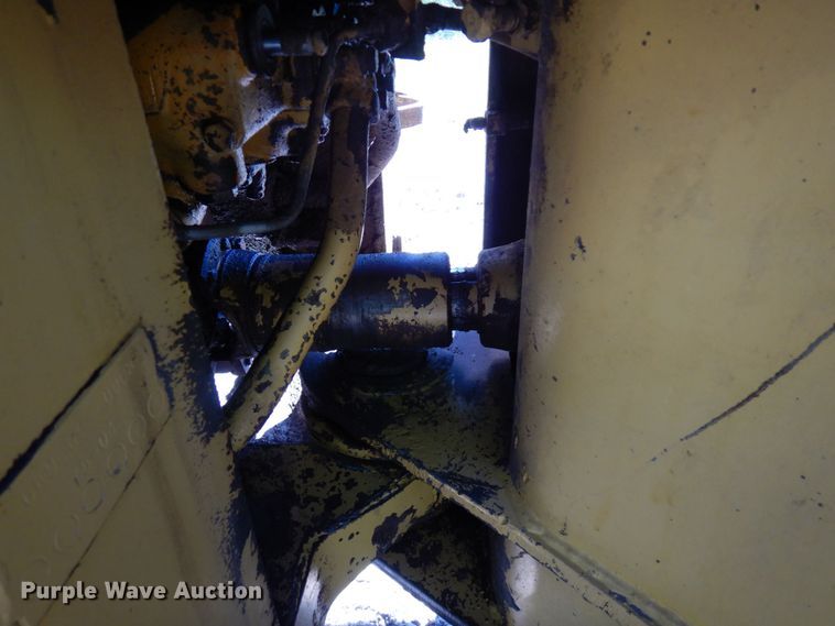 image for item MH9036 1975 Caterpillar 920  wheel loader