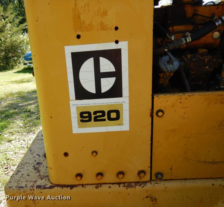 image for item MH9036 1975 Caterpillar 920  wheel loader