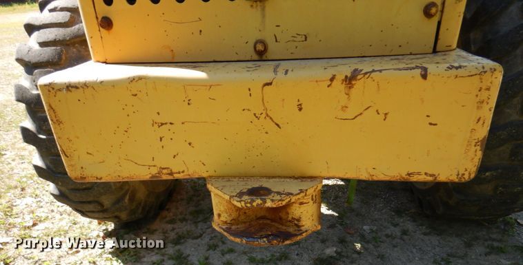 image for item MH9036 1975 Caterpillar 920  wheel loader